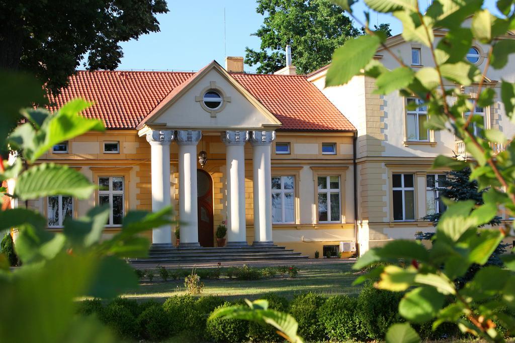 Palac Piorunow & Spa Hotel Kwiatkowice Exterior photo