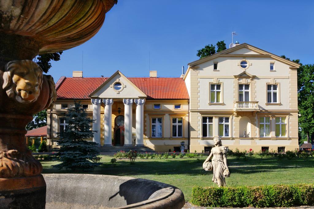 Palac Piorunow & Spa Hotel Kwiatkowice Exterior photo