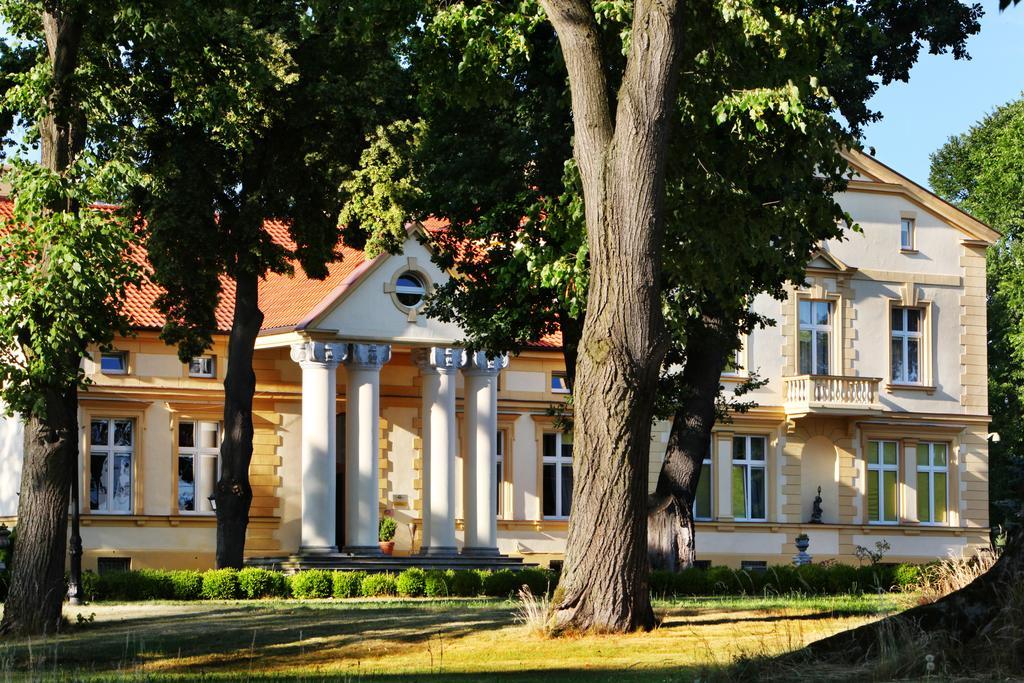 Palac Piorunow & Spa Hotel Kwiatkowice Exterior photo